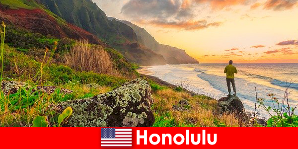 Honolulu ismert strandok, tenger, naplementék a wellness és rekreációs nyaralás