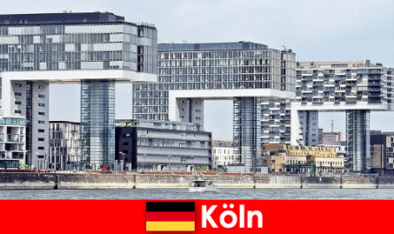 Lenyűgöző sokemeletes épületek Kölnben meghökkent idegenek