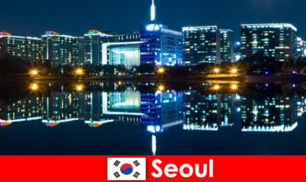 Szöul Dél-Koreában egy lenyűgöző város, amely megmutatja a hagyományt a modernitás