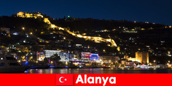 Olcsó járatok és szállodák turisták számára a nyüzsögő Alanya Törökországban
