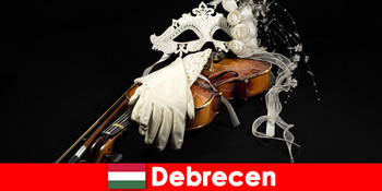 A hagyományos színház és zene Debrecenben kötelező a kultúra szerelmeseinek