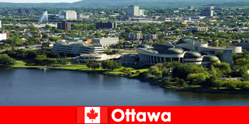 Kulturális házak és a legnépszerűbb éttermek úti cél a vendégek Ottawa Kanada