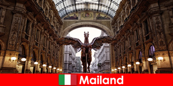 Divat főváros Milánó Olaszország egy élmény a külföldiek a világ minden tájáról
