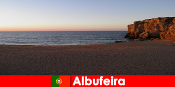 Nyaralás szórakozás Albufeira Portugália a sportturisták sok tevékenység és az egészséges ételek