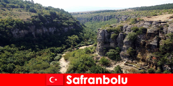Túrázás és a helyi konyha élvezete nyaralni Safranbolu Törökországban