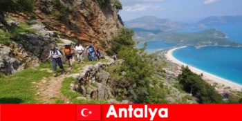 Élvezze a természetet séták zöld erdők és csodálatos kilátás Törökország Antalya